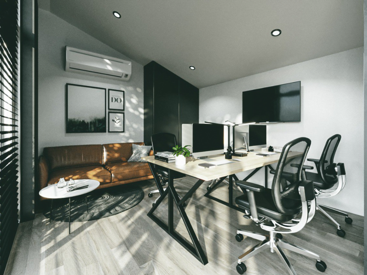 tuin kantoor, groot bureau, voor vier personen, bureau stoelen, computer beeldschermen, schilderij met bank, televisie aan de meur, zwarte afwerking, schuifpui met zwarte luxaflex